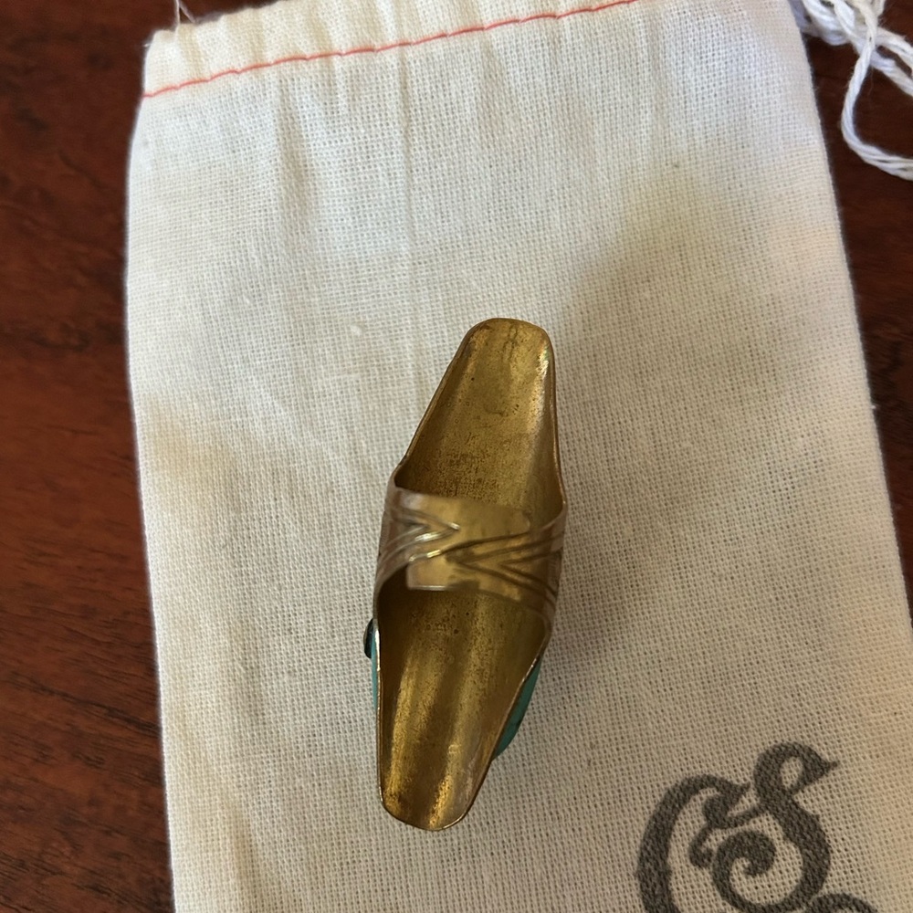 Large Handcrafted Brass and Turquoise ring - Picture 5 of 9